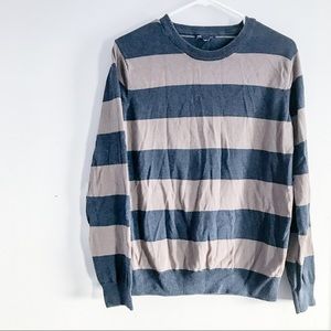 Gap lightweight striped sweater